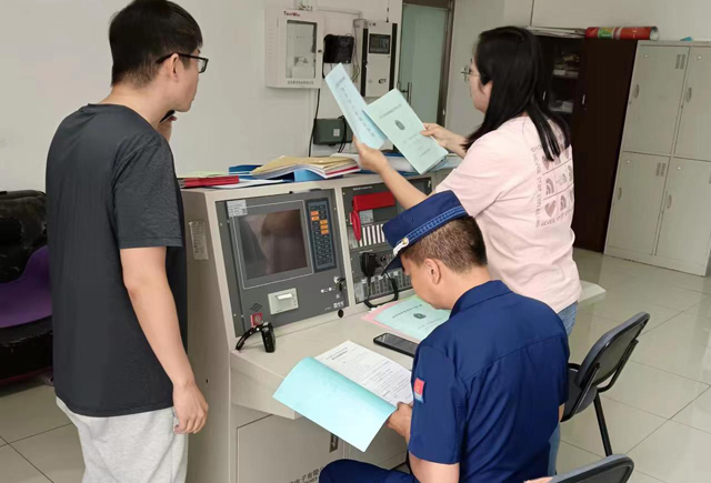北邮世纪学院消防检查20240604.jpg